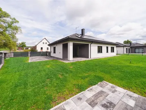 Prodej rodinného domu, Líšťany, 120 m2