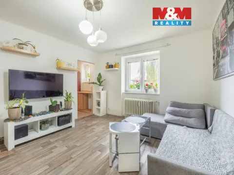 Prodej bytu 2+kk, Kladno - Kročehlavy, Vodárenská, 37 m2