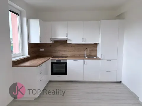 Pronájem rodinného domu, Praha - Uhříněves, Vlárská, 100 m2