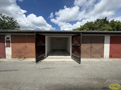 Pronájem garáže, Kroměříž, Skopalíkova, 20 m2