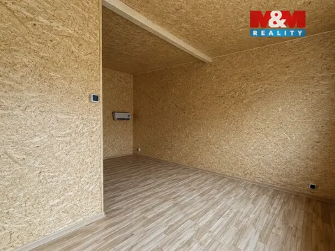 Prodej zahrady, Spořice, 676 m2
