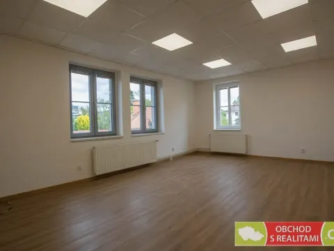 Pronájem kanceláře, Říčany, 17. listopadu, 24 m2