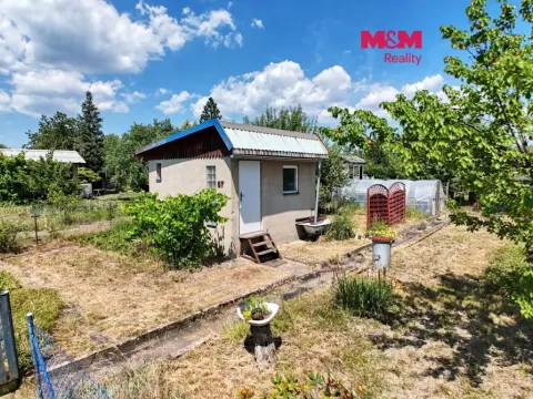 Prodej zahrady, Chomutov, 385 m2