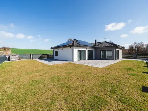 Prodej rodinného domu, Líšťany, 115 m2