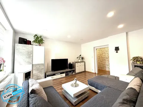 Prodej bytu 4+1, Krnov, Tyršova, 84 m2