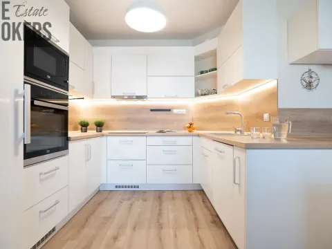 Pronájem bytu 4+kk, Praha - Čakovice, Schoellerova, 102 m2