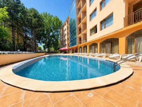 Prodej bytu 2+kk, Slunečné pobřeží, SUNNY SEA PALACE, Bulharsko, 58 m2