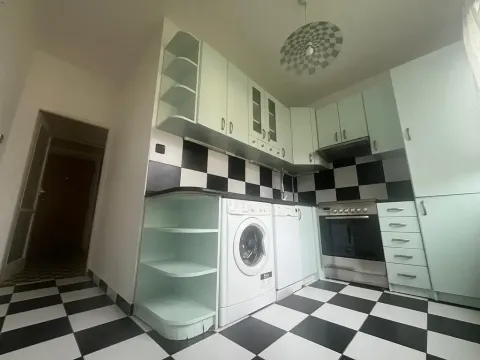 Prodej bytu 2+1, Praha, K lučinám, 54 m2