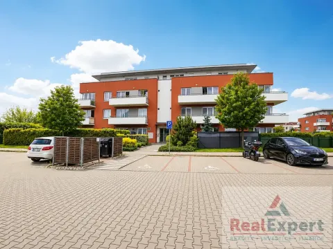 Prodej bytu 2+kk, Praha - Pitkovice, Lošáková, 87 m2