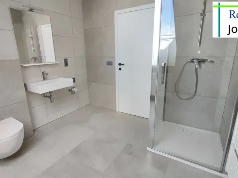 Pronájem bytu 1+kk, Liberec, Moskevská, 40 m2