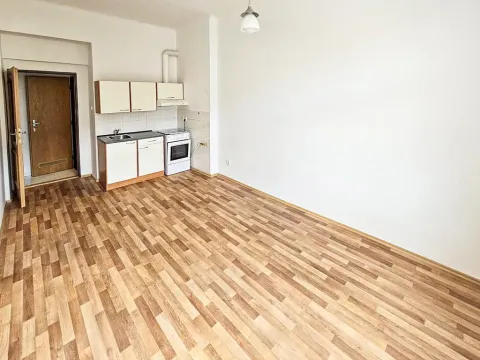 Pronájem bytu 2+kk, Praha - Žižkov, Sudoměřská, 45 m2