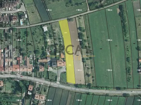 Prodej podílu pole, Měnín, 1072 m2