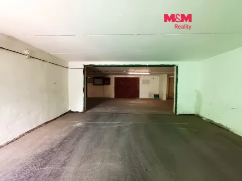 Pronájem garáže, Kladno, Bellevue, 26 m2