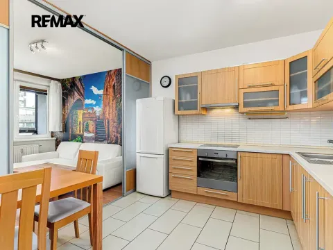 Pronájem bytu 2+kk, Praha - Vysočany, Podkovářská, 54 m2