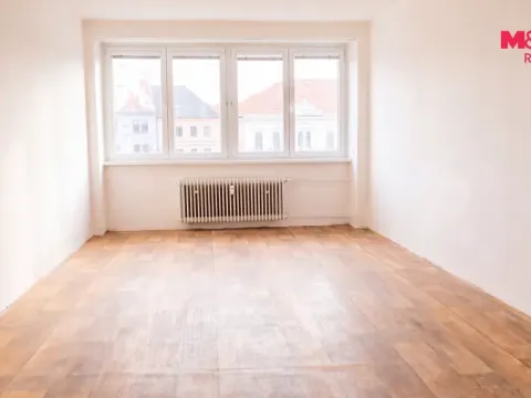 Prodej bytu 2+1, Louny, Mírové náměstí, 58 m2