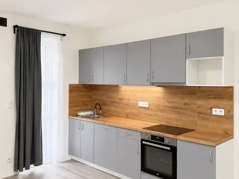 Pronájem bytu 2+kk, Kladno, Pavlisova, 45 m2