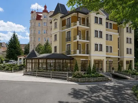 Prodej apartmánu, Mariánské Lázně, Třebízského, 700 m2