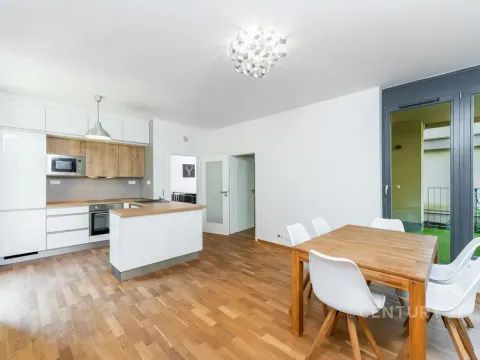 Pronájem bytu 4+kk, Praha - Prosek, Žitenická, 99 m2