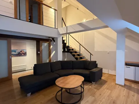 Pronájem bytu 3+1, Praha - Vinohrady, Na Kozačce, 115 m2