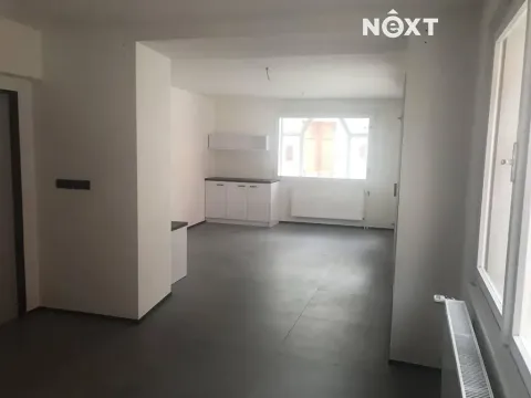 Pronájem obchodního prostoru, Jindřichův Hradec, Školní, 40 m2
