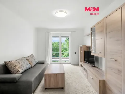 Pronájem bytu 2+1, Kladno, Helsinská, 48 m2