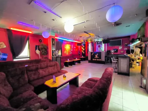 Pronájem restaurace, Ústí nad Labem, Seifertova, 160 m2
