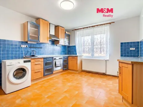 Pronájem bytu 3+1, Cvikov - Cvikov II, Komenského, 80 m2