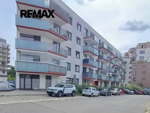 Pronájem obchodního prostoru, Praha - Modřany, Soukalova, 104 m2