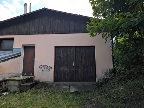 Pronájem garáže, Tanvald, Poštovní, 61 m2