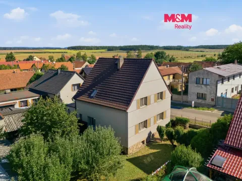 Prodej rodinného domu, Chrášťany, 148 m2