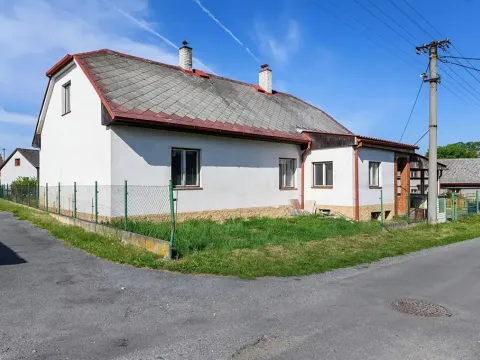Prodej rodinného domu, Dobřív, 218 m2