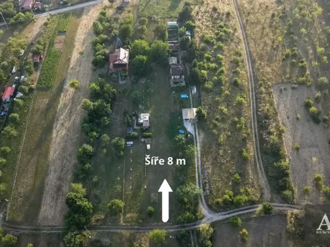 Prodej zahrady, Uherský Brod, 889 m2