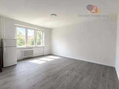 Pronájem bytu 2+kk, Třinec, Slezská, 36 m2