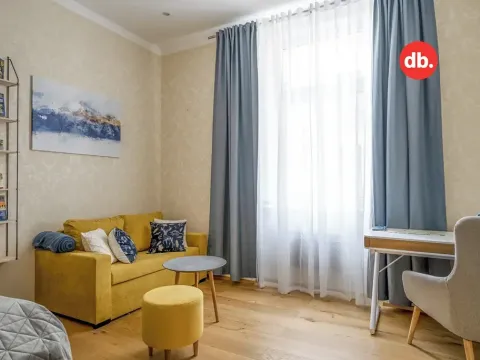 Prodej bytu 1+1, Karlovy Vary, Raisova, 44 m2