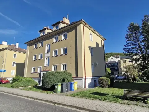 Prodej bytu 3+1, Luhačovice, Nábřeží, 57 m2