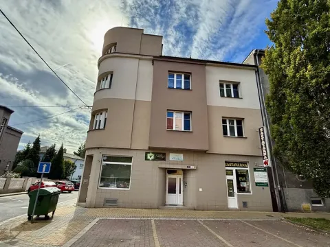 Pronájem obchodního prostoru, Ostrava - Mariánské Hory, Korunní, 30 m2