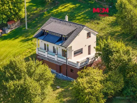 Prodej rodinného domu, Hradečno, 198 m2