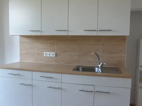 Pronájem bytu 1+1, Hulín, Vrchlického, 45 m2