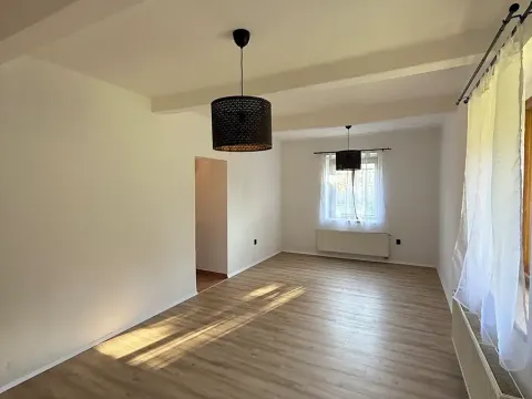 Pronájem bytu 1+kk, Kutná Hora, Benešova, 40 m2