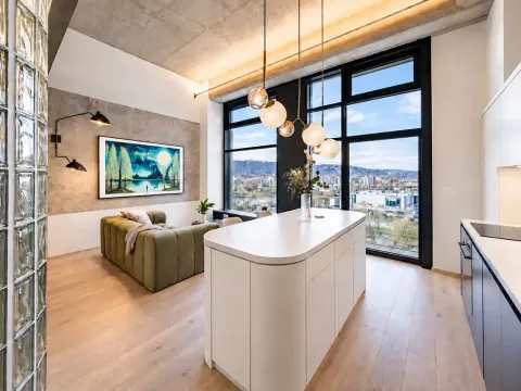 Pronájem apartmánu, Praha - Modřany, Československého exilu, 55 m2