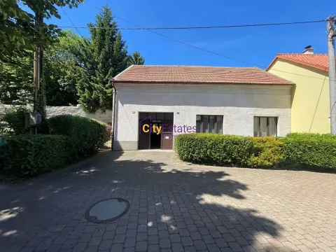 Prodej rodinného domu, Kostelec nad Labem, nám. Pod Martinem, 100 m2