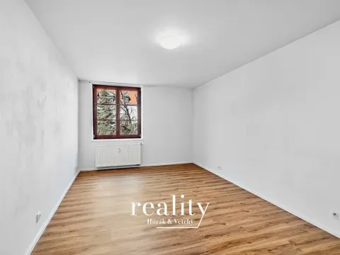 Pronájem kanceláře, Znojmo, Dolní Česká, 50 m2