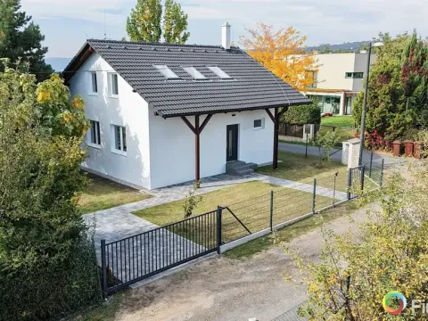 Prodej rodinného domu, Černošice, 115 m2