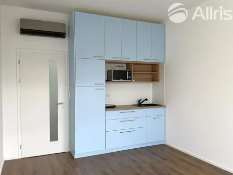 Pronájem bytu 1+kk, Brno, Komárovská, 29 m2