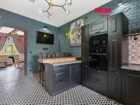 Pronájem bytu 3+1, Karlovy Vary, Foersterova, 102 m2