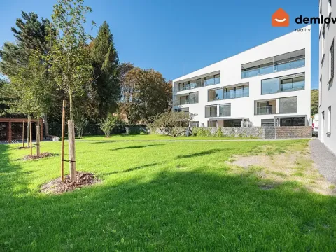 Pronájem bytu 2+kk, Ostrava, Na Burni, 61 m2