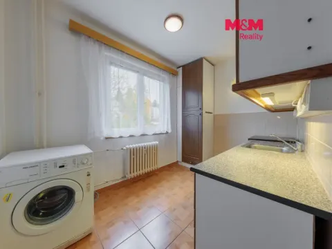 Prodej bytu 3+1, Habartov, Čs. armády, 56 m2