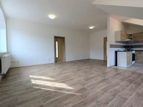 Pronájem bytu 4+kk, Peruc, U Koupaliště, 116 m2