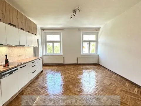 Pronájem bytu 2+kk, Praha - Žižkov, 82 m2