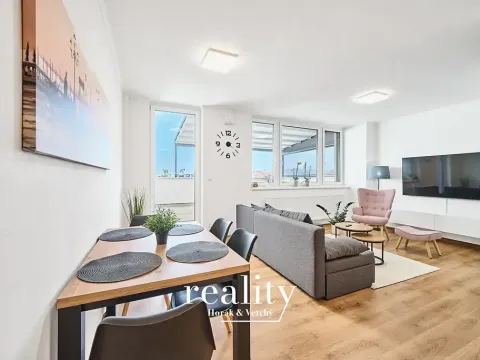 Pronájem bytu 2+kk, Znojmo, Kosmákova, 62 m2